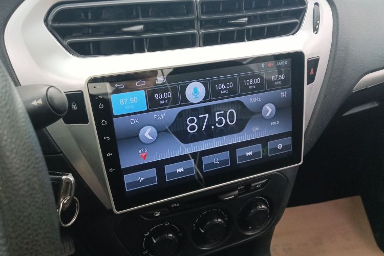 标致301 2016款 1.6L 自动舒适版局部细节16