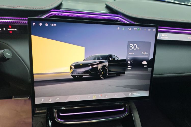 莲花跑车 2023款 ELETRE S+中控内饰16