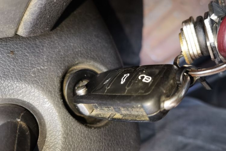 大众 朗逸 2013款 改款经典 1.6L 自动风尚版中控内饰7001