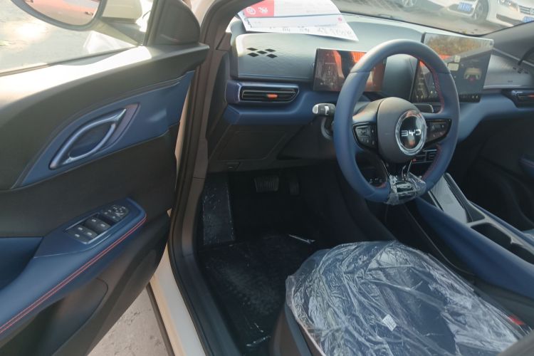 比亚迪 海鸥 2025款 智驾版 305km 自由版中控内饰7003