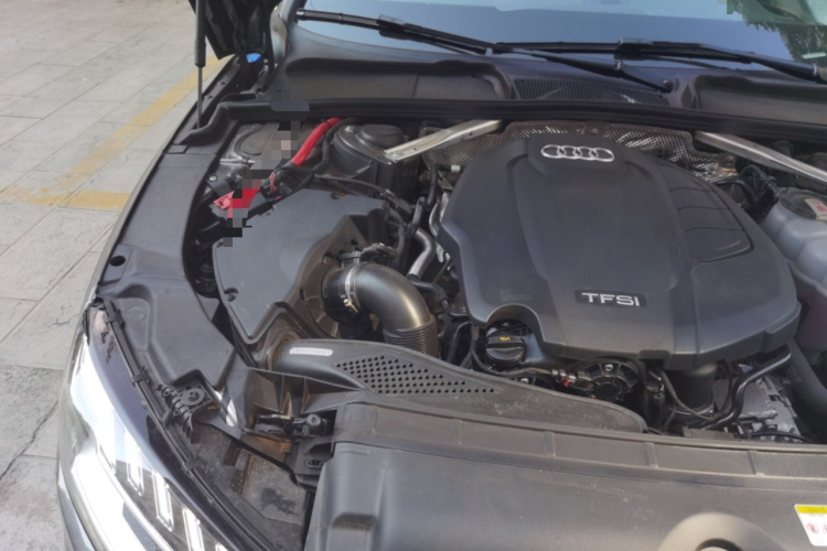 奥迪A4L 2020款 40 TFSI 时尚动感型局部细节9006