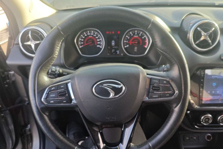 东南DX3 2018款 1.5T CVT尊贵型局部细节13