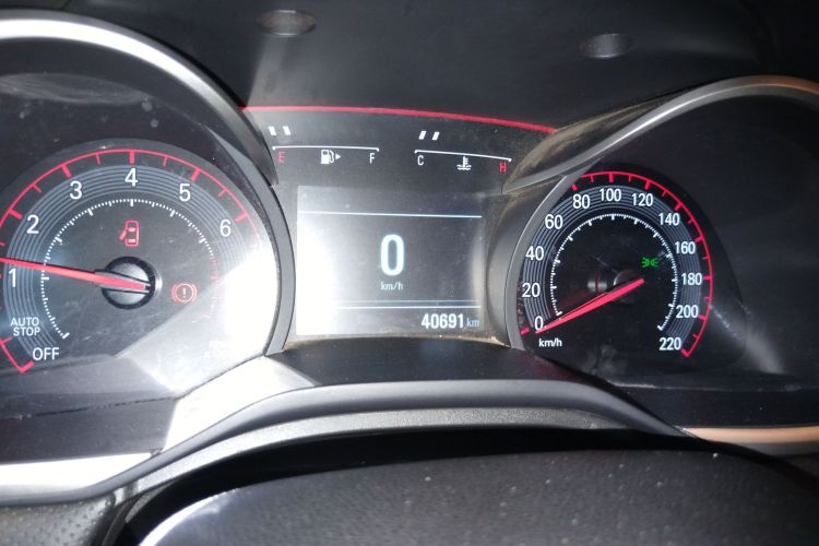 雪佛兰 科鲁泽 2020款 轻混 RS 330T 自动畅快版局部细节14