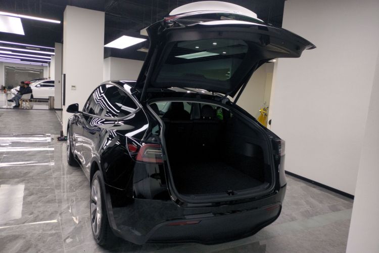 特斯拉 Model Y 2022款 改款 长续航全轮驱动版局部细节23