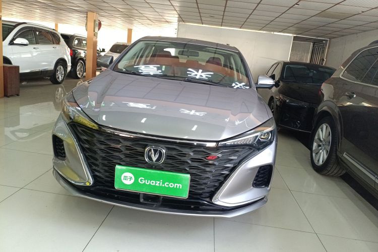 长安 逸动 2021款 PLUS 蓝鲸NE 1.4T GDI DCT旗舰型车身外观2