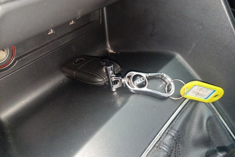 名爵ZS 2017款 1.5L 自动豪华版中控内饰11