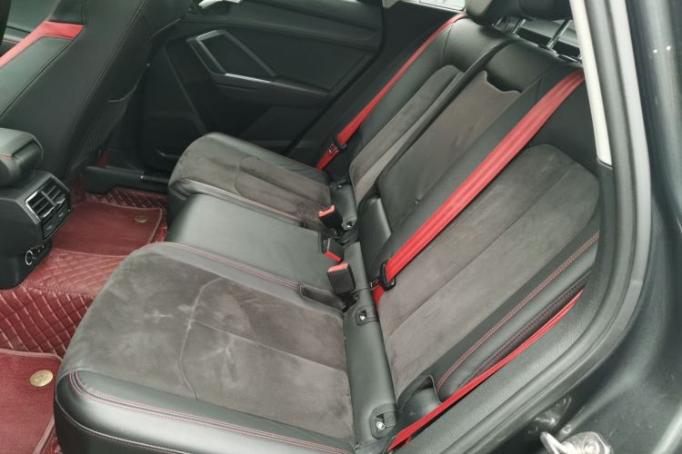 奥迪Q3 2019款 35 TFSI 时尚动感型中控内饰21