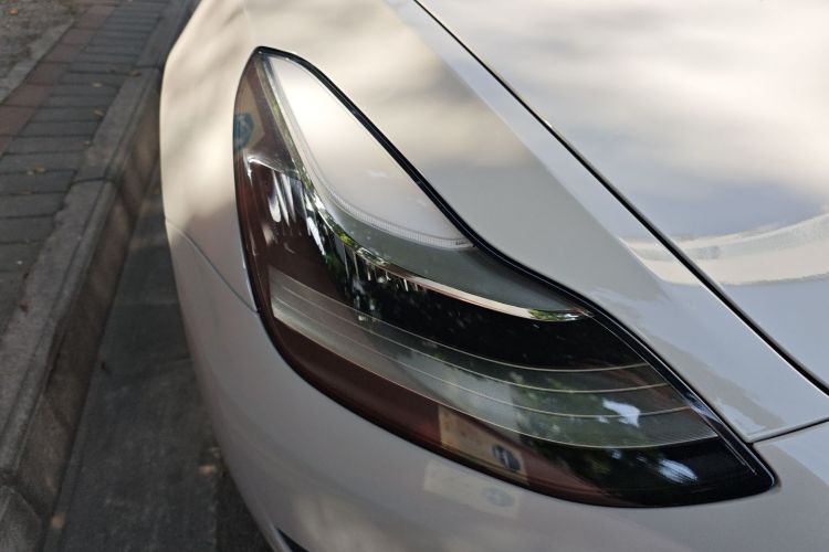 特斯拉 Model 3 2019款 标准续航后驱升级版车身外观6006