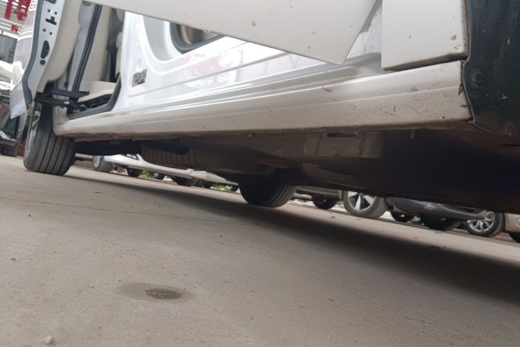 别克GL8 2021款 ES陆尊 653T 舒适型局部细节9001