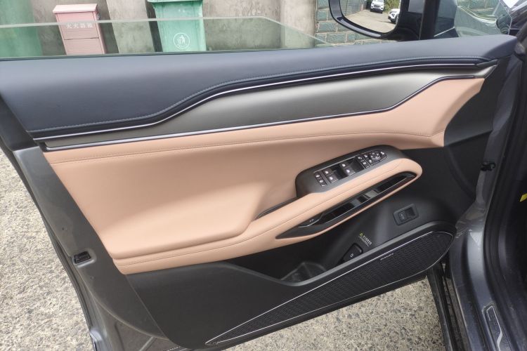 比亚迪 宋L EV 2024款 662km 卓越型中控内饰7007