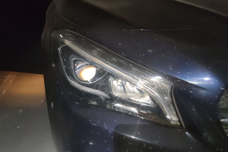 奔驰CLA 2018款 CLA 220 4MATIC车身外观8