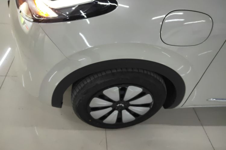 五菱汽车 五菱缤果 2024款 410km 灵犀尊享款车身外观6007