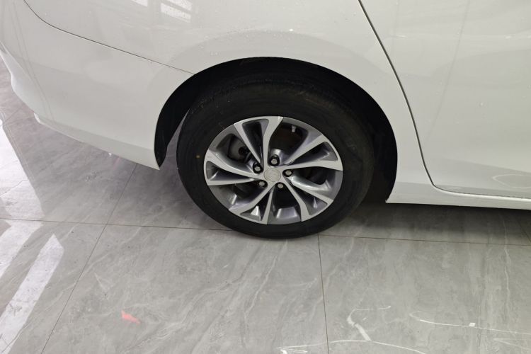 别克 威朗 2023款 Pro 乐享版车身外观6008