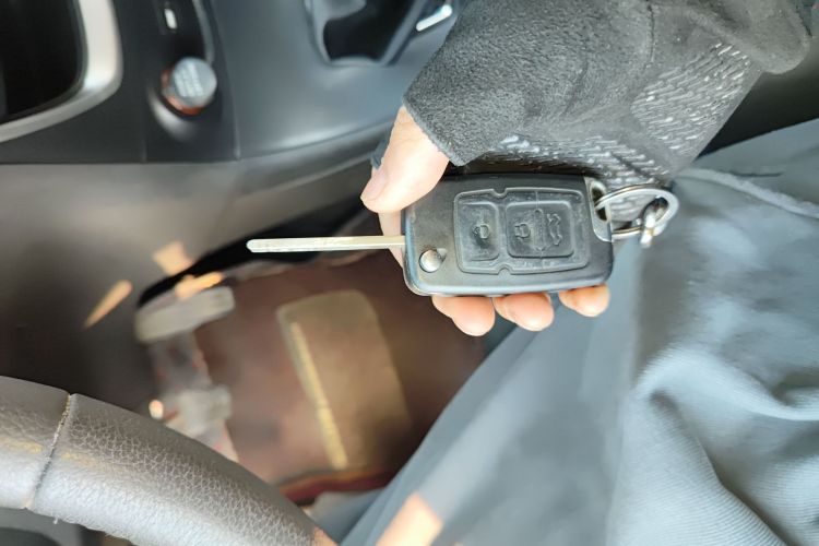 吉利汽车 远景 2015款 1.5L 手动精英型中控内饰11