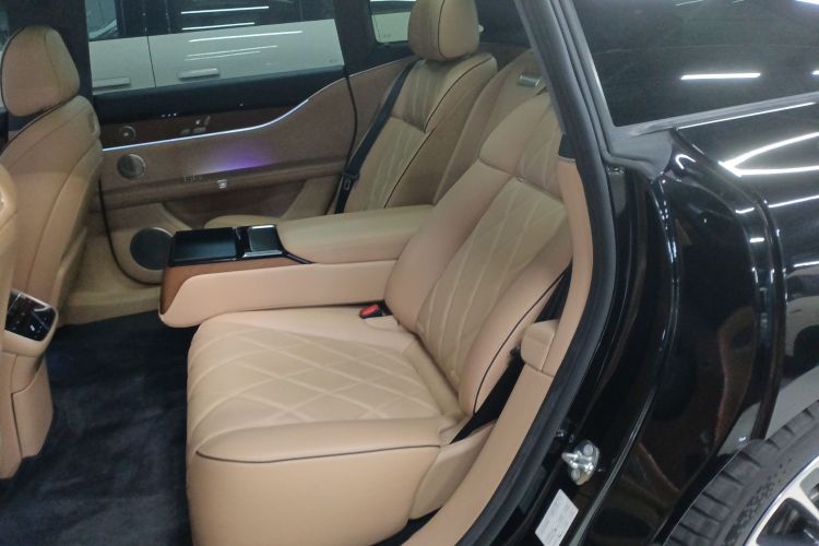 鸿蒙智行 享界S9 2024款 纯电 Ultra 四驱旗舰版中控内饰7004