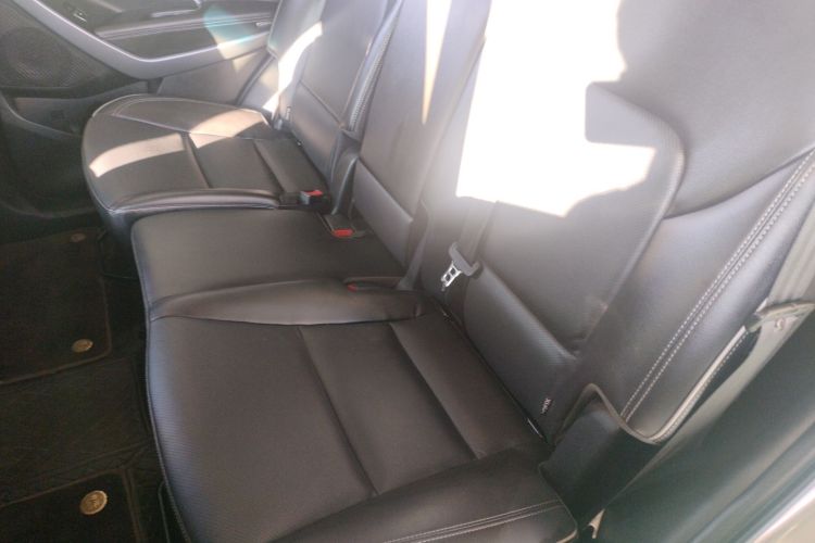 现代 胜达 2017款 2.0T 自动四驱智能型 7座中控内饰21