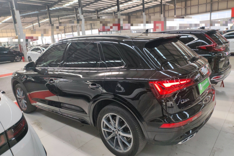 奥迪Q5L 2023款 40T 豪华动感型车身外观6003