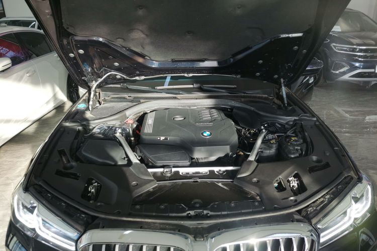 宝马5系 2022款 改款二 530Li xDrive M运动套装机舱底盘24