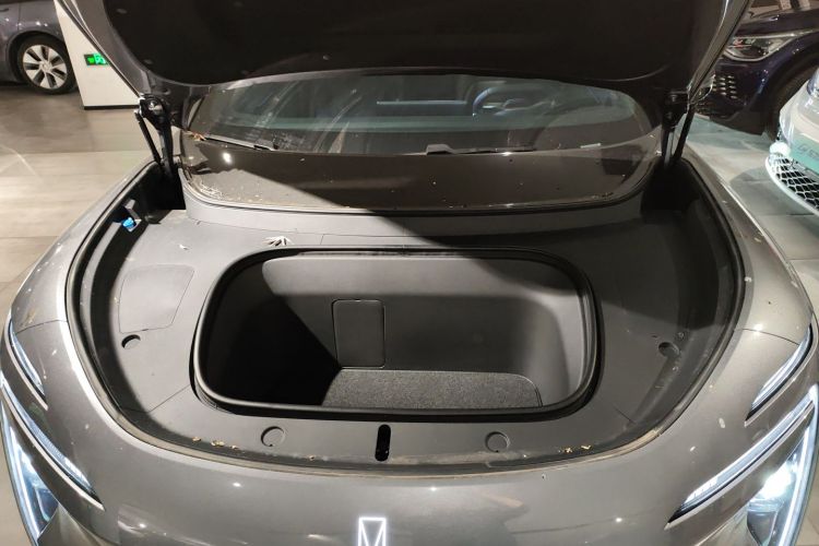 阿维塔07 2024款 Max纯电版机舱底盘24