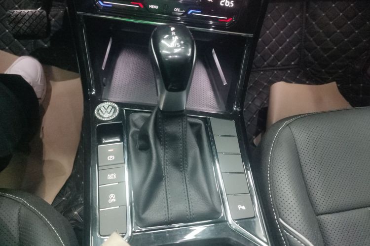 大众 帕萨特 2024款 380TSI 精英版局部细节18