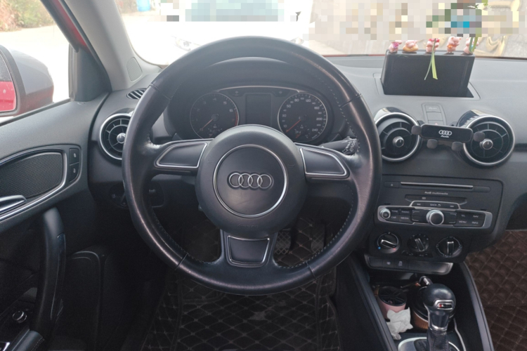 奥迪A1 2016款 30 TFSI Sportback Design风尚版局部细节13