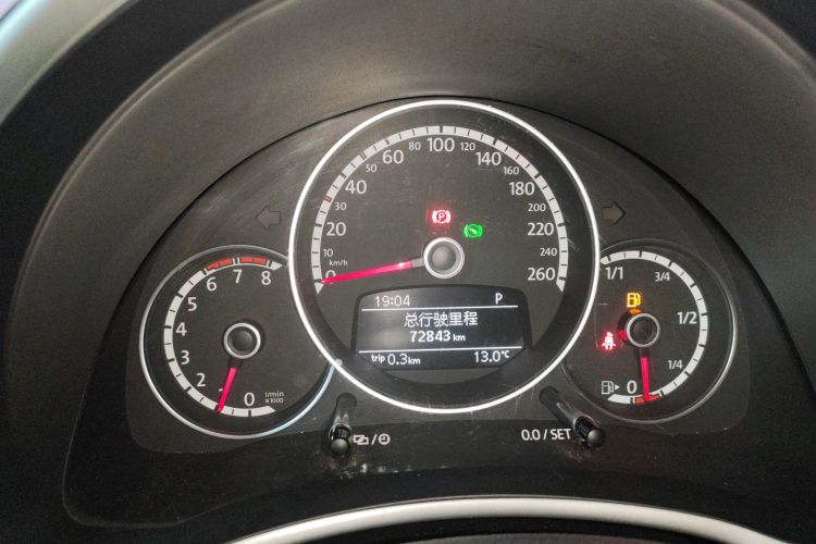 大众 甲壳虫 2015款 180TSI中控内饰14