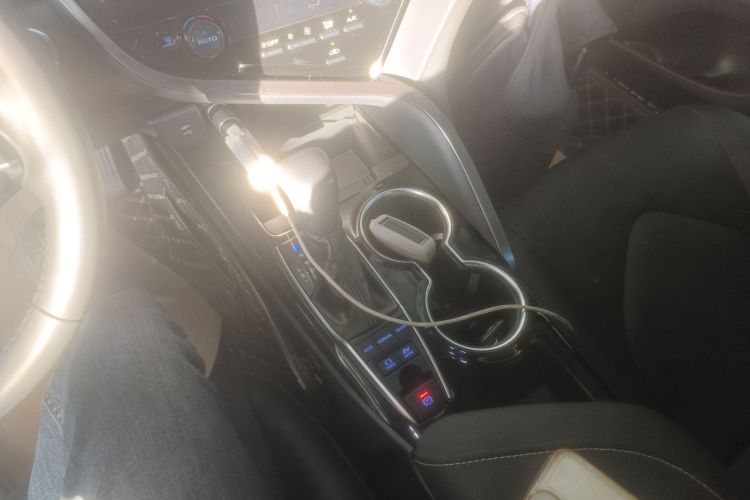 丰田 凯美瑞 2019款 双擎 2.5HS 锋尚版 国VI局部细节18