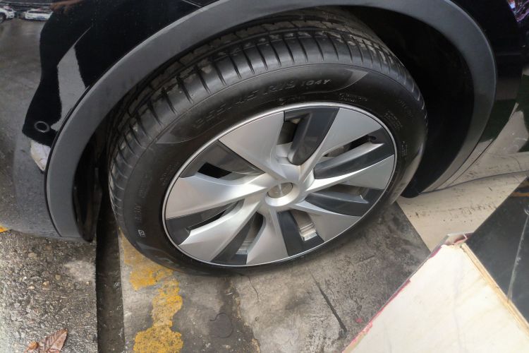 特斯拉 Model Y 2022款 后轮驱动版车身外观6007