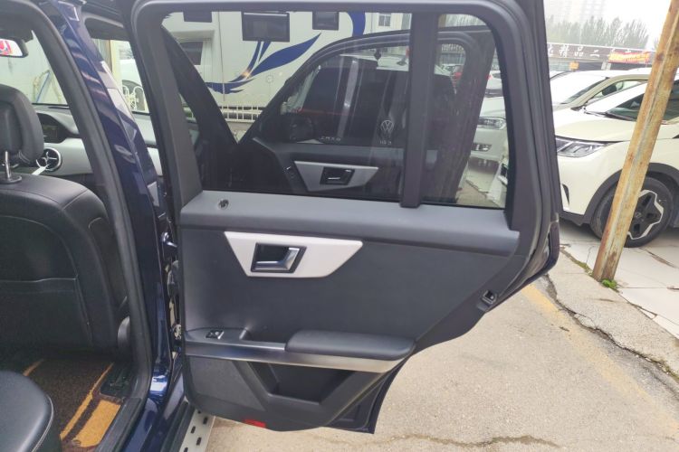 奔驰GLK级 2015款 GLK 260 4MATIC 动感型 极致版中控内饰45