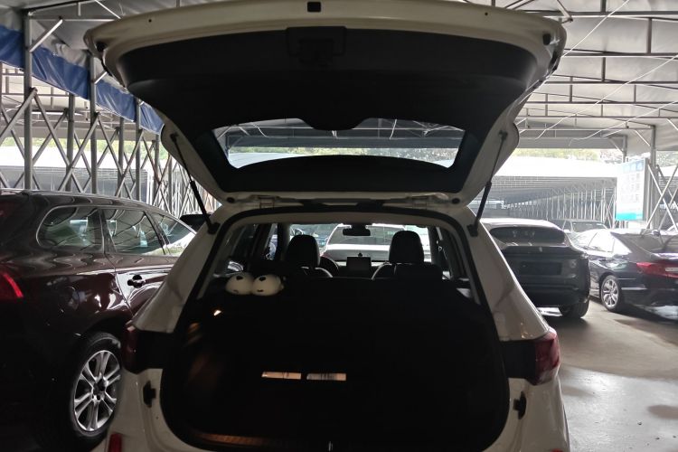 奔腾X40 2019款 1.6L 自动豪华型 国V局部细节23