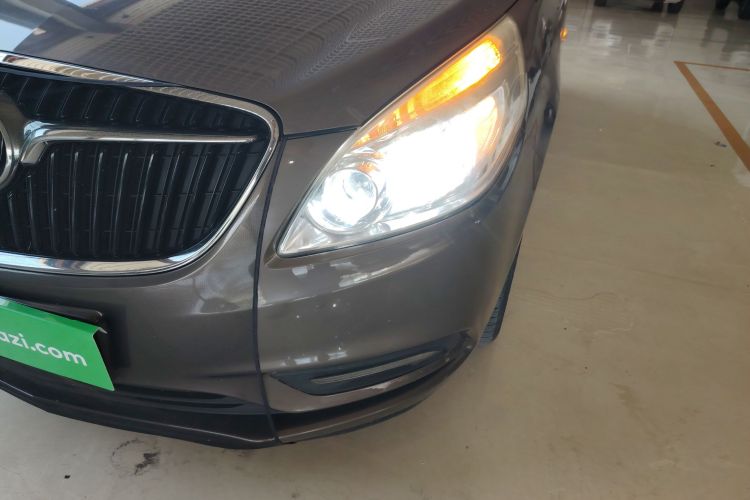 别克GL8 2017款 25S 豪华型 国V局部细节36