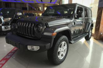 Jeep 牧马人 2019款 2.0T Sahara 四门版 国VI
