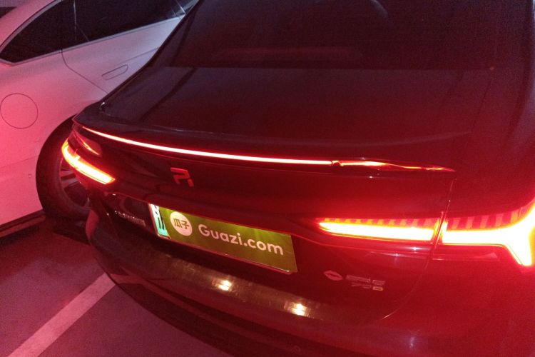 飞凡汽车 飞凡ER6 2021款 新动版 620km 智享版车身外观6004