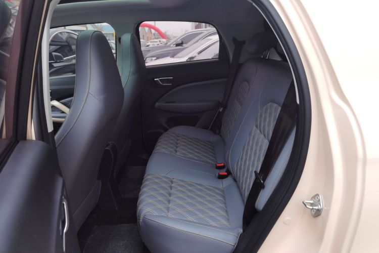 零跑汽车 零跑T03 2021款 400豪华版中控内饰7004