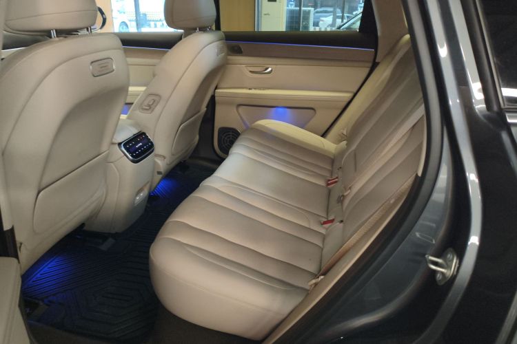 鸿蒙智行 问界M7 2024款 1.5T 智驾四驱Ultra版 5座中控内饰21