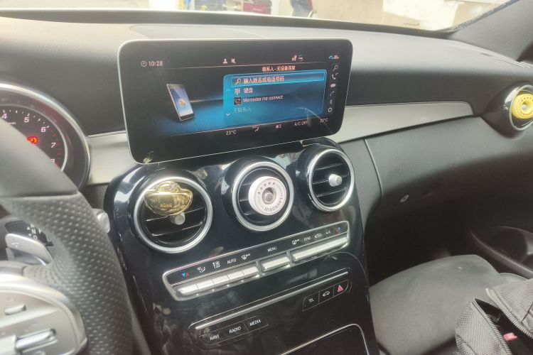 奔驰C级 2019款 C 260 运动版 4MATIC局部细节16