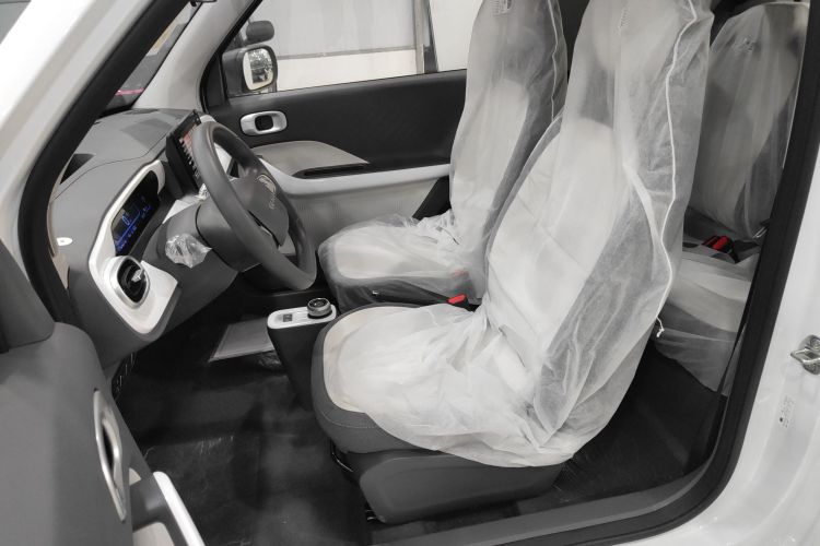 吉利银河 熊猫 2025款 210km 元气熊中控内饰19