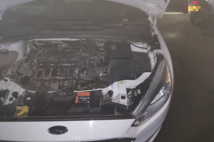 福特 福克斯 2015款 两厢 1.6L 自动舒适型局部细节9007