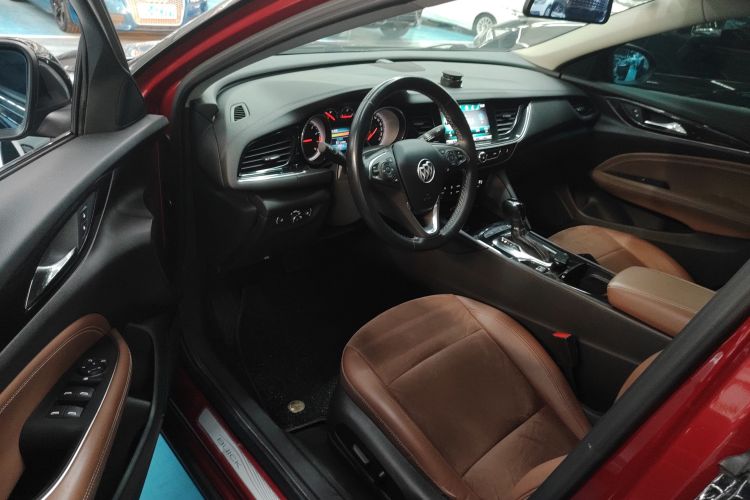 别克 君威 2017款 20T 精英型中控内饰20