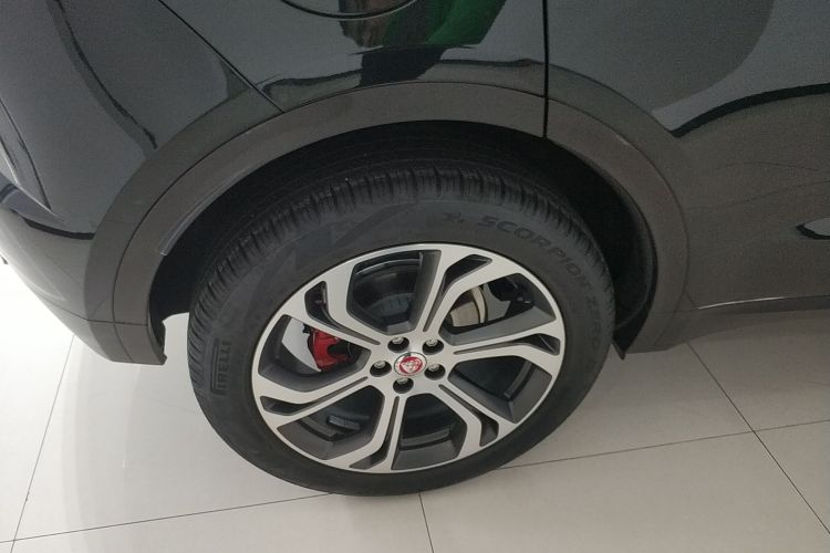 捷豹E-PACE 2024款 耀黑运动版 R-DYNAMIC SE BLACK车身外观6008