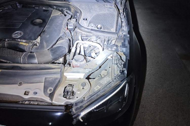 奔驰E级 2021款 E 260 L局部细节9007