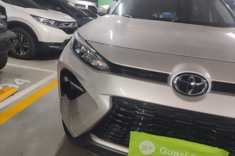 丰田 威兰达 2021款 2.0L CVT四驱豪华版车身外观8