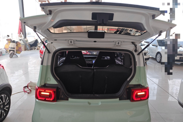 五菱汽车 宏光MINIEV 2022款 马卡龙臻享款 磷酸铁锂机舱底盘23