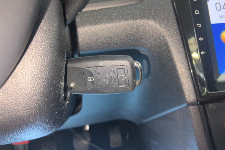 大众 捷达 2017款 1.5L 手动时尚型中控内饰11