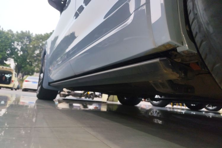 理想汽车 理想ONE 2021款 增程6座版局部细节9002