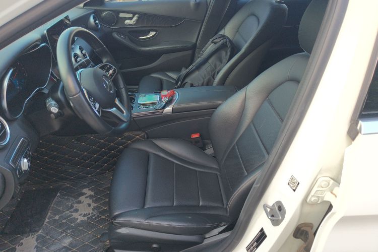 奔驰C级(进口) 2020款 改款 C 260 旅行轿车中控内饰19