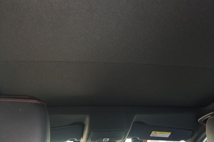 路虎 发现运动版 2020款 249PS R-Dynamic 性能版局部细节22