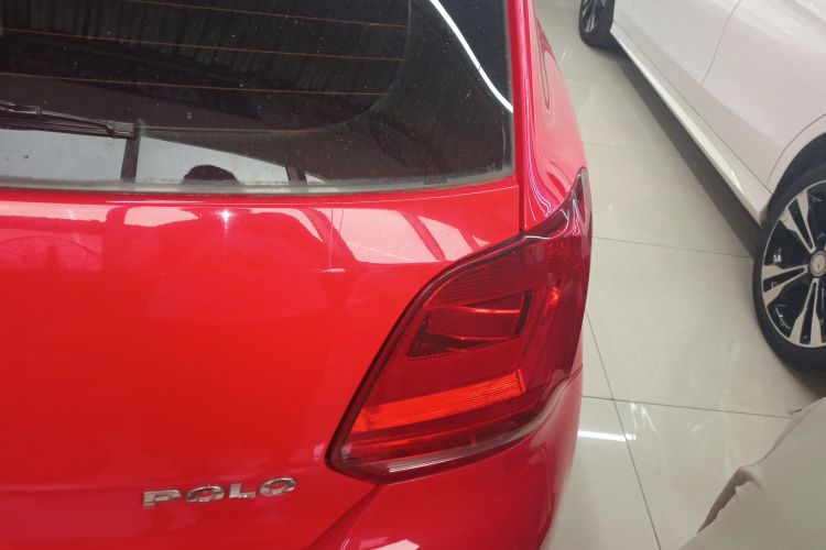 大众 Polo 2016款 1.4L 自动风尚型车身外观9