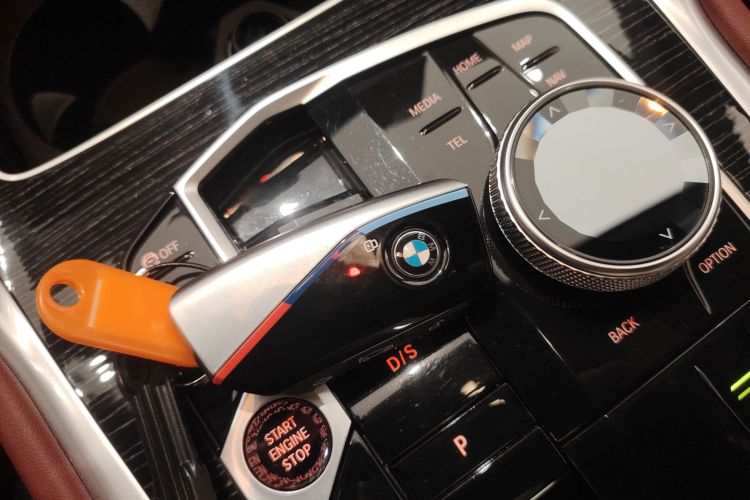 宝马X6 2023款 xDrive30i M运动套装中控内饰11