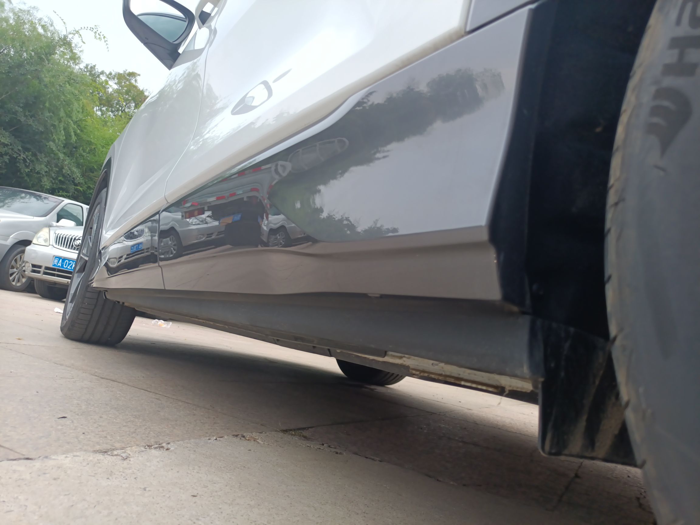 奥迪Q5 e-tron 2023款 40 e-tron 星耀型 锦衣套装